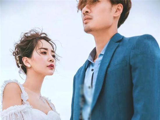 su that ngo ngang khi len dat may ghi am trong phong vo sap cuoi - 1
