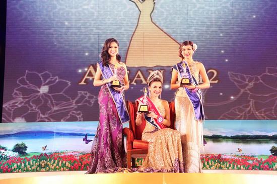 Xem quotvu khi bi matquot giup Viet Nam dang quang Miss Asean 2012