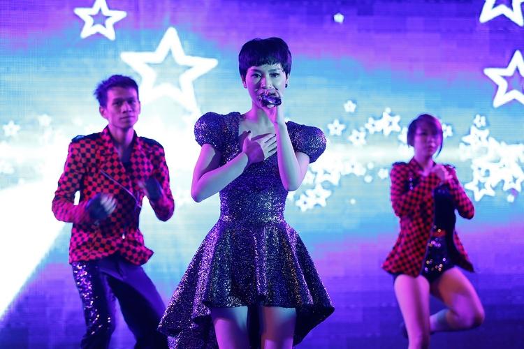 Có bác nào đang học Đại học Bách Khoa HCM vào đây gấp !!! - 13