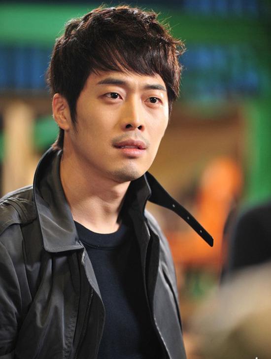 Diễn xuất ngoạn mục của 'hoàng tử nụ cười' Kim Jae Won