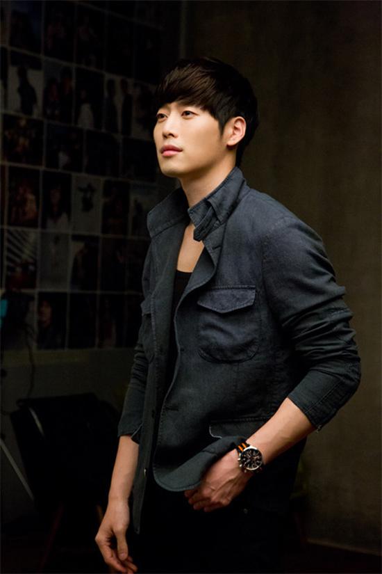 Diễn xuất ngoạn mục của 'hoàng tử nụ cười' Kim Jae Won