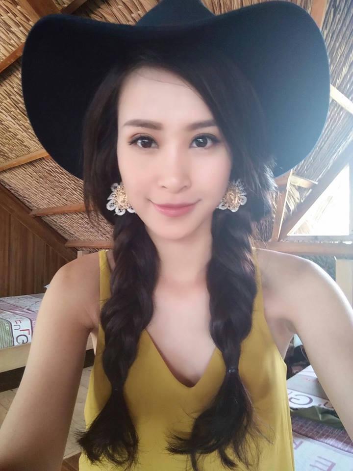 Facebook sao Việt: Vợ chồng Ưng Hoàng Phúc hạnh phúc đón con trai mới sinh về nhà - Ảnh 4