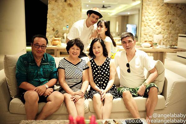 Gia đình hai bên Huỳnh Hiểu Minh và Angela Baby