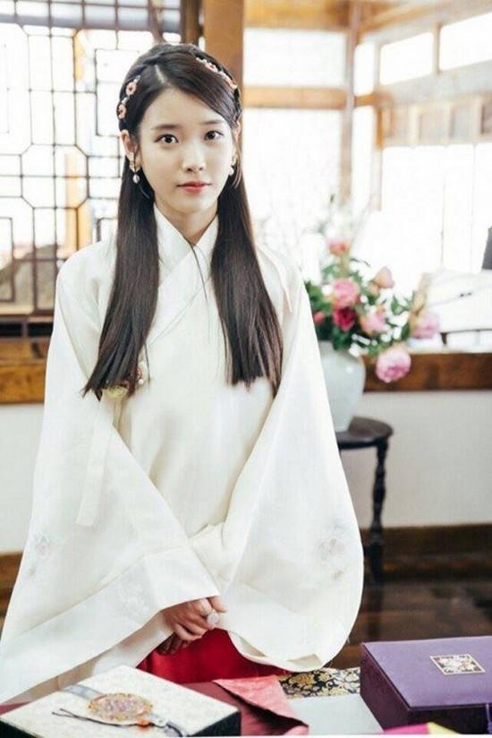 YoonA - Suzy - IU: Ai là nữ thần tượng thành công nhất với nghiệp diễn?