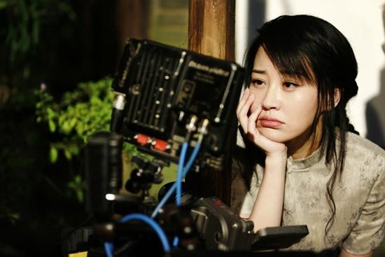 Vẻ đẹp quên tuổi tác của nàng 'Thánh Cô' hoàn mỹ nhất màn ảnh