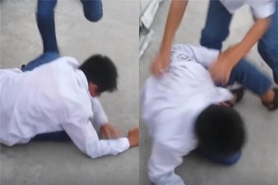 Nam sinh gào khóc vì bị nhóm bạn đánh hội đồng, tiểu tiện vào đầu rồi bắt quỳ xuống xin lỗi - Ảnh 2. Nam sinh gào khóc vì bị nhóm bạn đánh hội đồng, tiểu tiện vào đầu rồi bắt quỳ xuống xin lỗi - Ảnh 2.