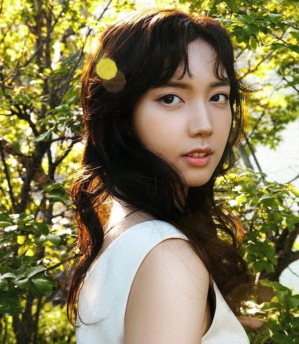 Lee Da In và Chae Seo Jin - 2 gương mặt triển vọng của KBiz