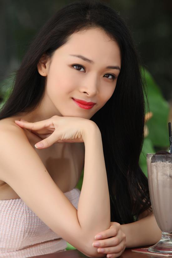 Nhạc hot hôm nay: Tâm sự người thứ 3 của Hoa hậu Phương Nga