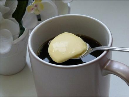 Điều gì xảy ra nếu bạn thêm bơ vào trà?