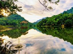 Trôi trên những mặt hồ êm ả trong 'Dấu ấn Việt Nam'