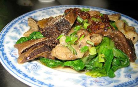 Đến Bình Định chỉ cần ăn gié bò, nhâm nhi ly rượu bàu đá là khoái quên đường về-4