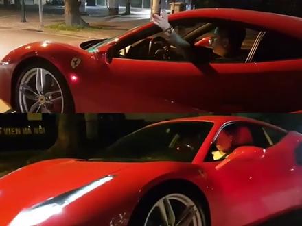 Ferrari 488 GTB của ca sĩ Tuấn Hưng được dạo phố ngay khi về thủ đô