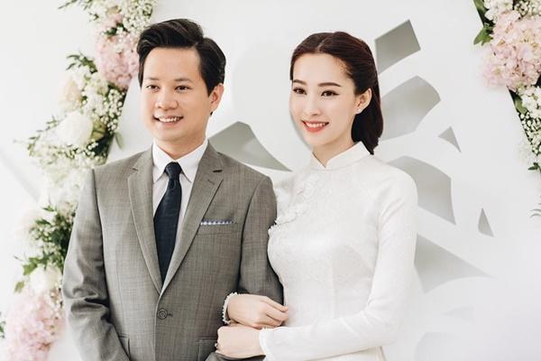 Hoa hậu Đặng Thu Thảo hạnh phúc và rạng rỡ trong ngày về chung nhà cùng chồng đại gia-3