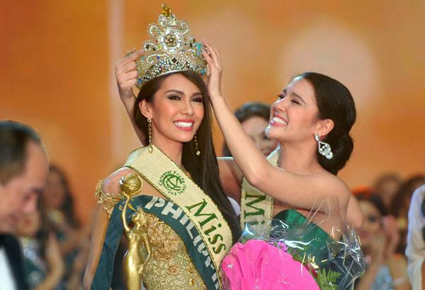 Trao vương miện cho thảm họa nhan sắc, cuộc thi Hoa hậu Trái Đất ngày càng nát?