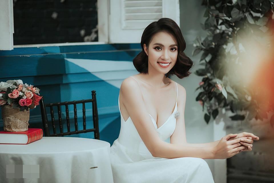 Nhan sắc đời thực của học trò Lan Khuê - thí sinh xuất sắc nhất tập 9 Hoa hậu Hoàn vũ Việt Nam-7