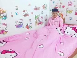 Nam sinh được mệnh danh 'Hồng công chúa' vì quá thích Hello Kitty