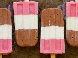 Cách làm kem ba màu đơn giản mà siêu ngon tại nhà