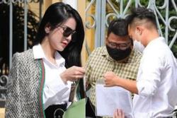 Diệp Lâm Anh mặc hàng hiệu 'chanh sả' ra tòa ly hôn chồng trẻ