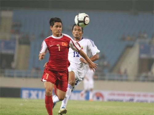 Tiền đạo Đình Tùng cũng từng là một hiện tượng tại V.League và sau đó đóng vai trò quan trọng ở đội tuyển U23 Việt Nam.