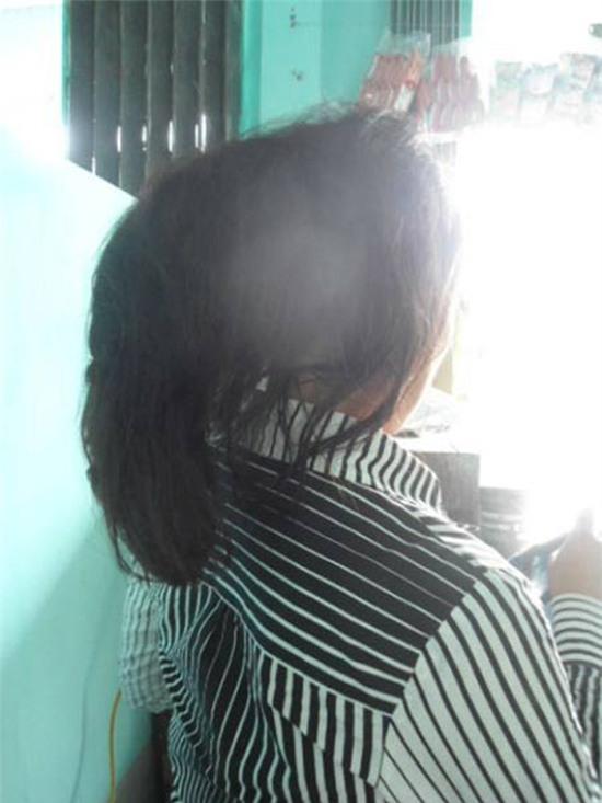 Những "dị nhân" Việt có mái tóc đặc biệt 3