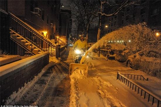 Mỹ: Hàng triệu trẻ em phải nghỉ học vì bão tuyết lớn nhất trong lịch sử 4
