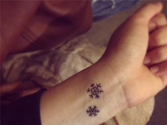 Hình xăm bông tuyết đang rất được thịnh hành ở Châu Âu  Hình xăm nghệ  thuật Lucky Tattoo