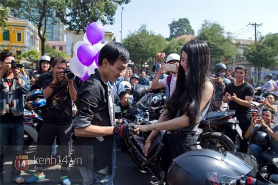 Màn cầu hôn bất ngờ của chàng trai trong hội Biker Sài Gòn 10