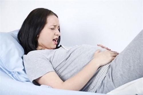 Phụ nữ bị sảy thai, phá thai… dễ mắc ung thư nhau thai 1