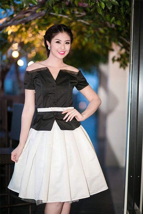Hình ảnh: Chán hở, mỹ nhân Việt thi nhau diện váy cổ điển kín đáo số 11