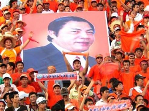 Hình ảnh của ông Nguyễn Bá Thanh đã đi sâu vào tình cảm của người dân và các cổ động viên bóng đá Đà Nẵng.
