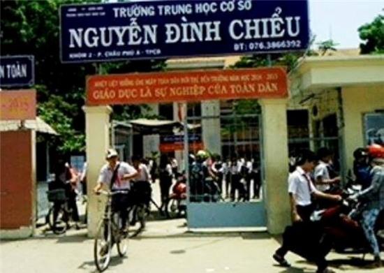 Trường THCS Nguyễn Đình Chiểu.