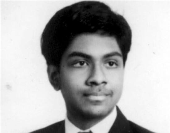Balamurali Ambati, một trong những bác sĩ trẻ nhất lịch sử. (ảnh: Wikipedia)