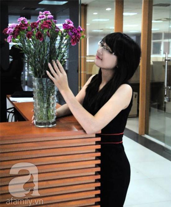 Gặp cô trợ lý 24 tuổi từ chối làm ở khách sạn 5 sao về tự trồng rau củ sạch
