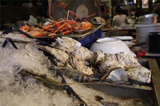Thưởng thức hải sản giá rẻ tại Thái Lan