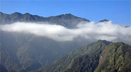 10 ngọn núi "quyến rũ" nhất Lào Cai - 1