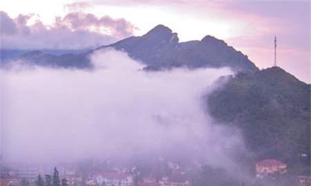 10 ngọn núi "quyến rũ" nhất Lào Cai - 5
