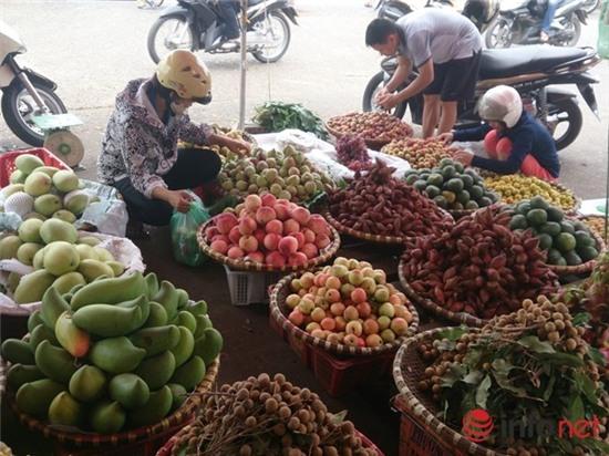 Người dân sợ "hàng Tàu", hoa quả Thái Lan tràn ngập Hà Nội - 3