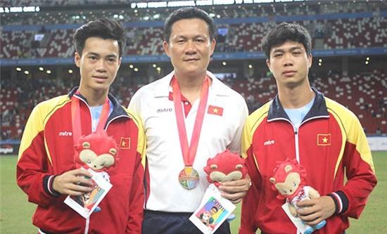 HLV Nguyễn Quốc Tuấn đặt niềm tin vào Văn Toàn tại V.League 2016. 