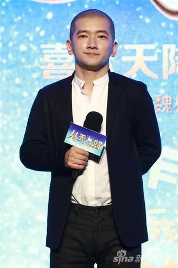 Đạo diễn Ngụy Nam tiết lộ thông tin Chương Tử Di mang thai.
