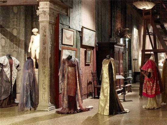 Bảo tàng Palazzo Forrtuny (Ý) hiện đang thu hút sự chú ý của những người nghiên cứu sâu về thời trang. 
