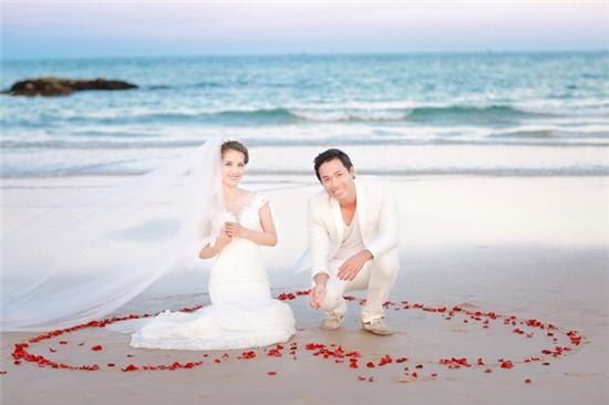 Quang Hoà kết hôn sau 3 năm yêu