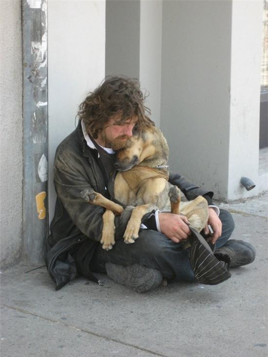 15 khoảnh khắc &amp;quot;chó không chê chủ nghèo&amp;quot; cảm động nhất thế giới - Ảnh 11.