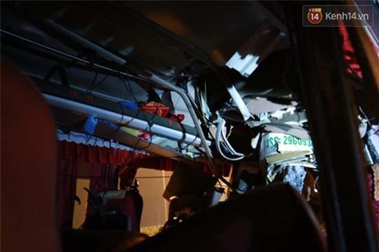 Hiện trường vụ tai nạn xe khách kinh hoàng trên cao tốc Nội Bài - Lào Cai - Ảnh 5.