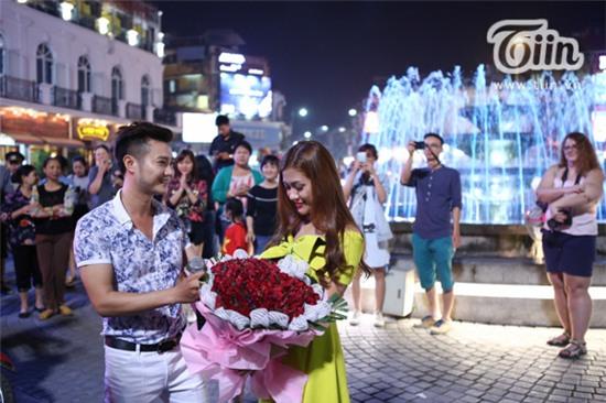 Những màn cầu hôn độc đáo làm 'chao đảo' dân mạng Việt năm 2015