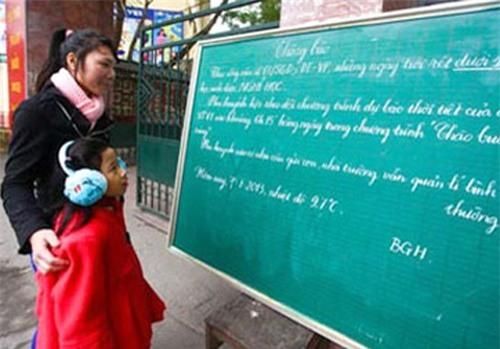 Rét dưới 10 độ C, học sinh Hà Nội được nghỉ - Ảnh 1.