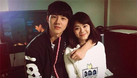 Nữ diễn viên Chân Hoàn Truyện bị bắt gặp qua đêm với đàn em kém 7 tuổi - Ảnh 10.