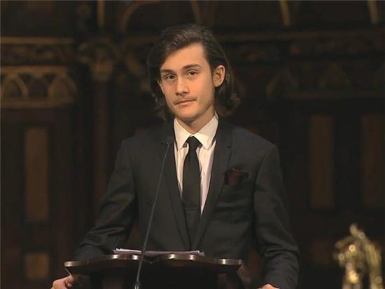 Celine Dion nghẹn ngào tiễn đưa chồng lần cuối