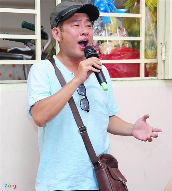 Tuấn Hưng đưa vợ con dự ngày giỗ của mẹ Hiếu Hiền