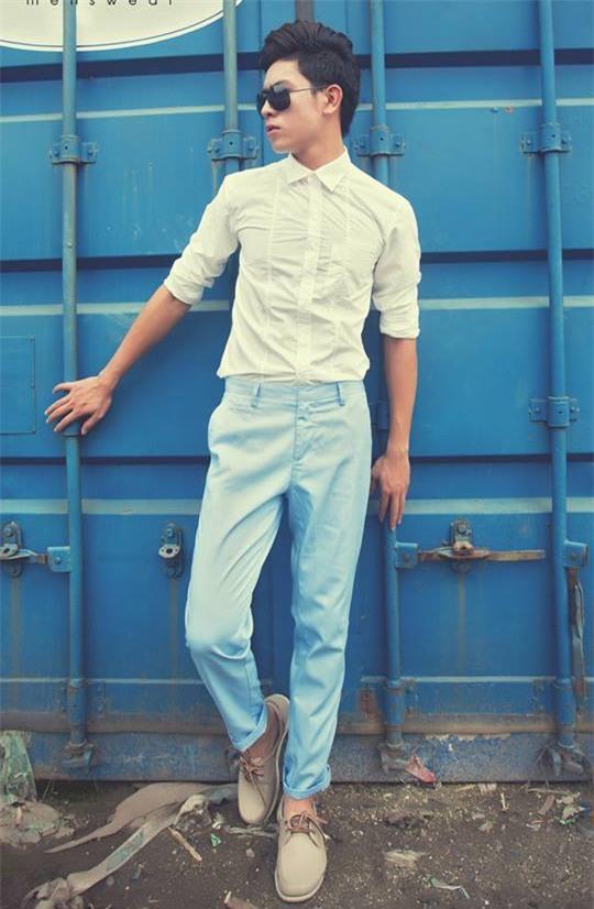 Đạt đã tỏ ra nghiêm khắc với học sinh của mình trong những ngày đầu tiên đi dạy.