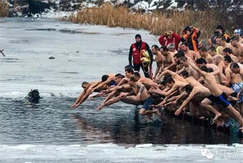 nhung 'di nhan' co kha nang chiu lanh 'khung' nhat hanh tinh hinh anh 14